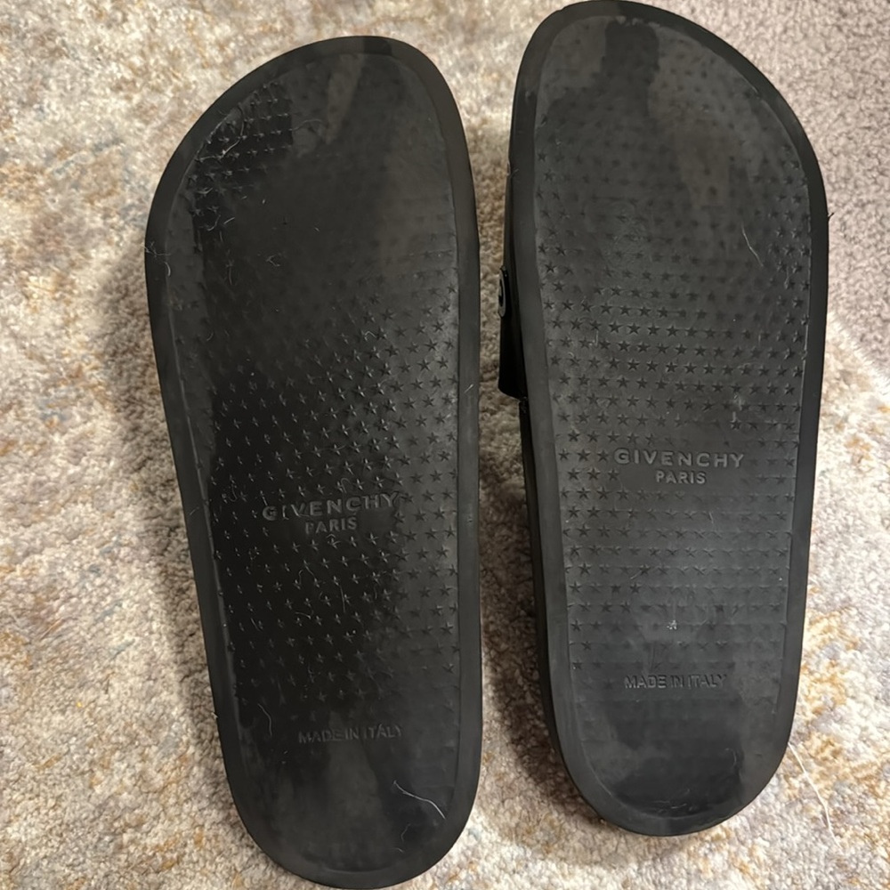 Givenchy Slides - Picture 3 of 9